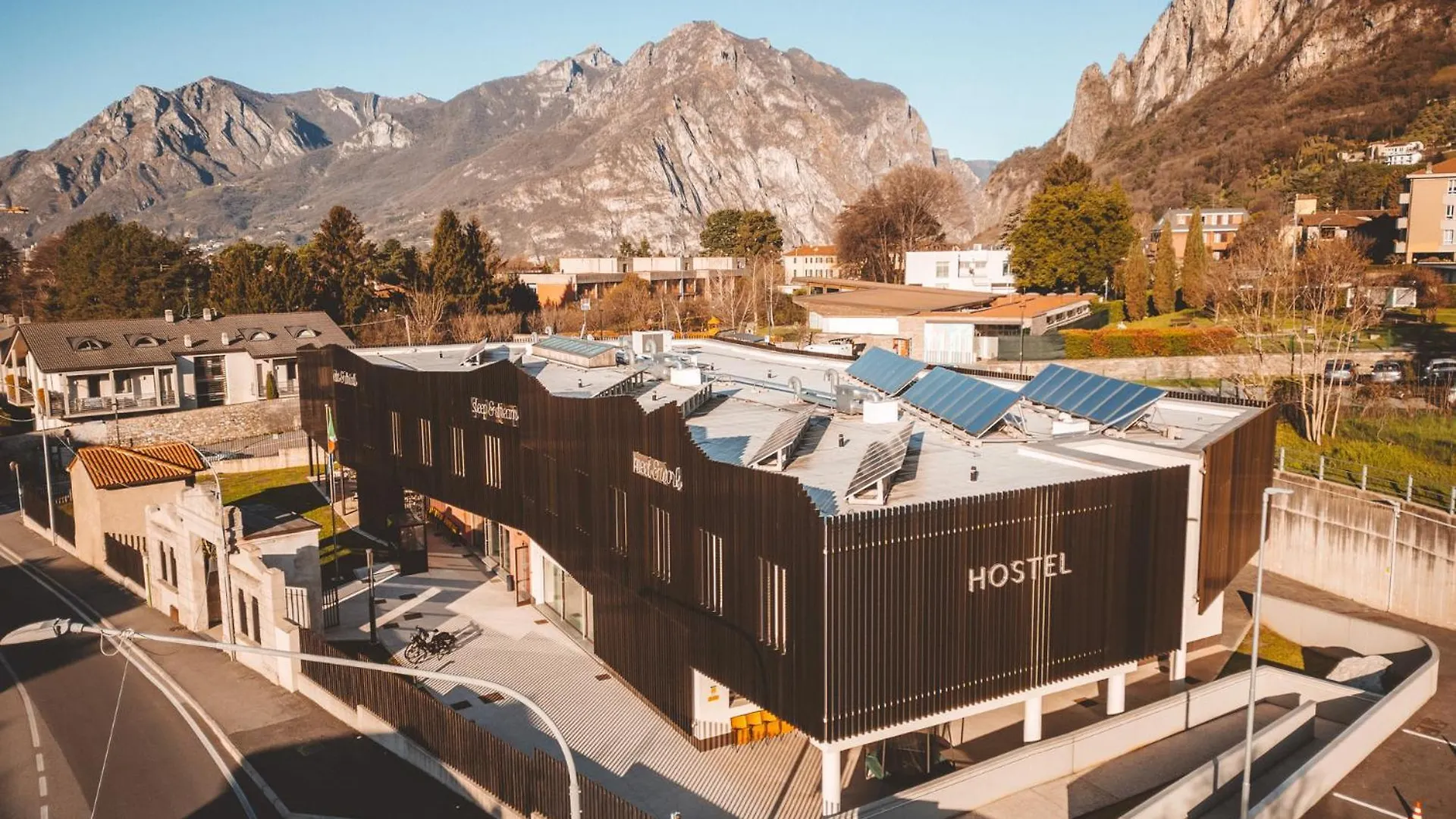 Lecco Hostel & Rooms 0*,  Италия