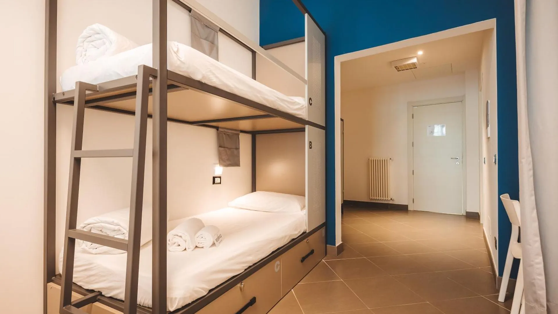 Lecco Hostel & Rooms