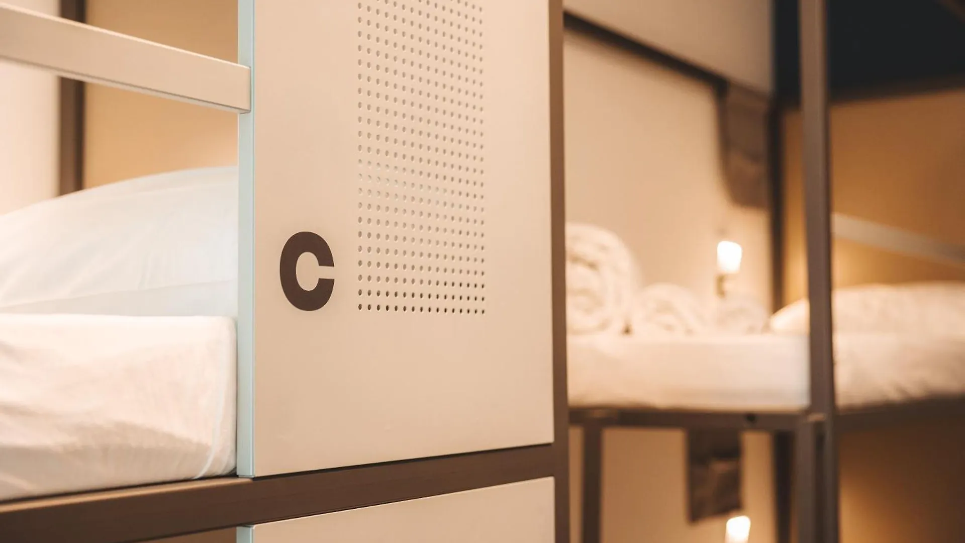 Lecco Hostel & Rooms