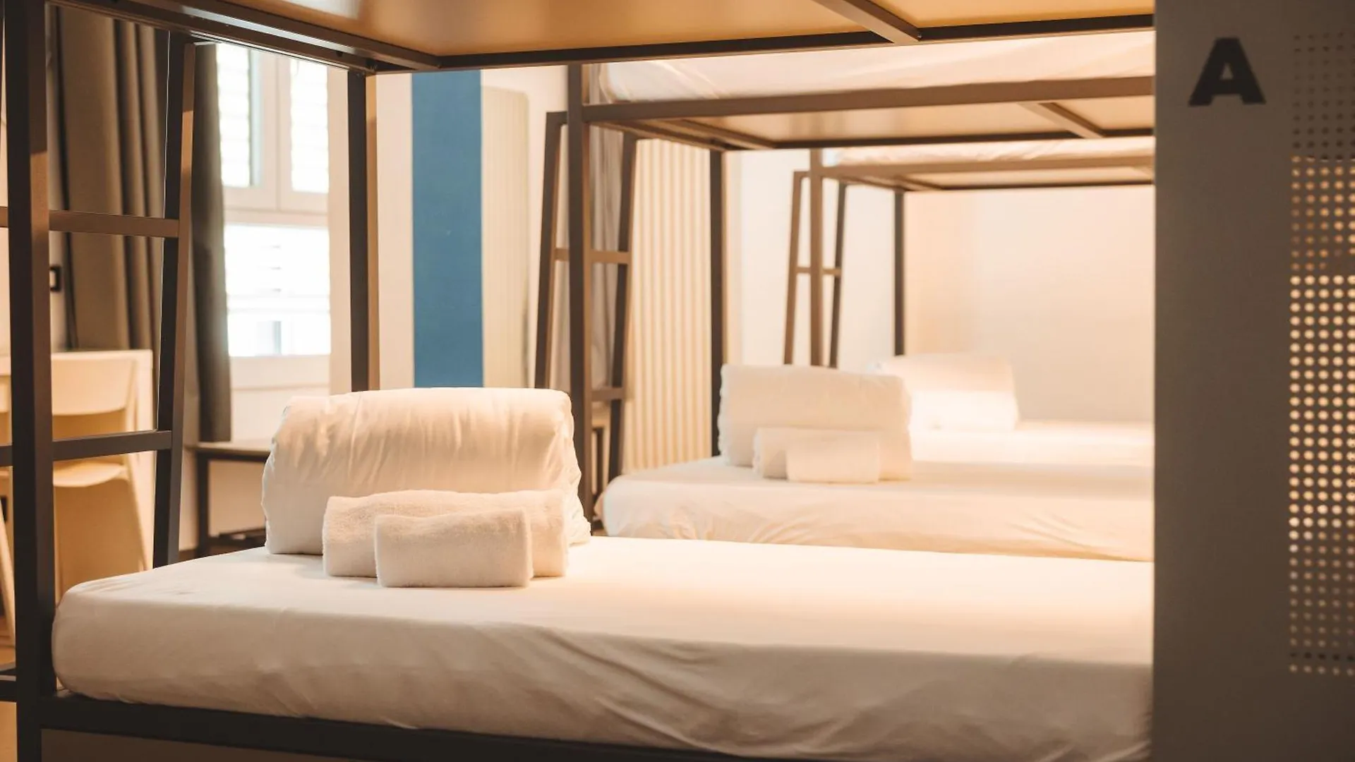 Lecco Hostel & Rooms