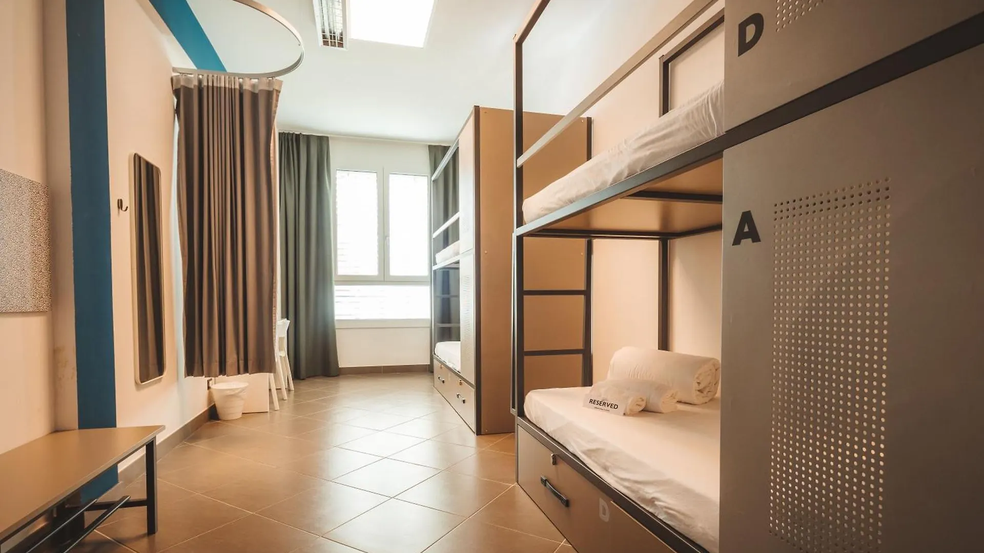 Lecco Hostel & Rooms